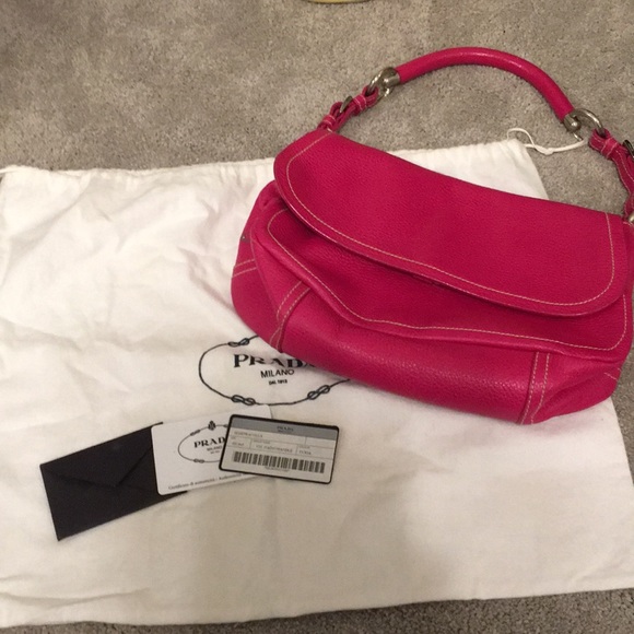 Prada Bag - Picture 3 of 8